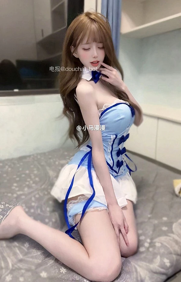 抖音200w粉大网红@小马漫漫 定制+微密圈合集